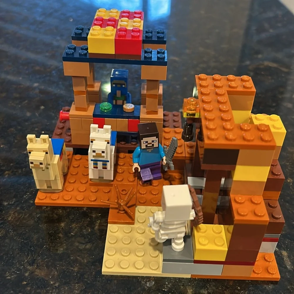 Retired LEGO Minecraft Set 21167: The Trading Post